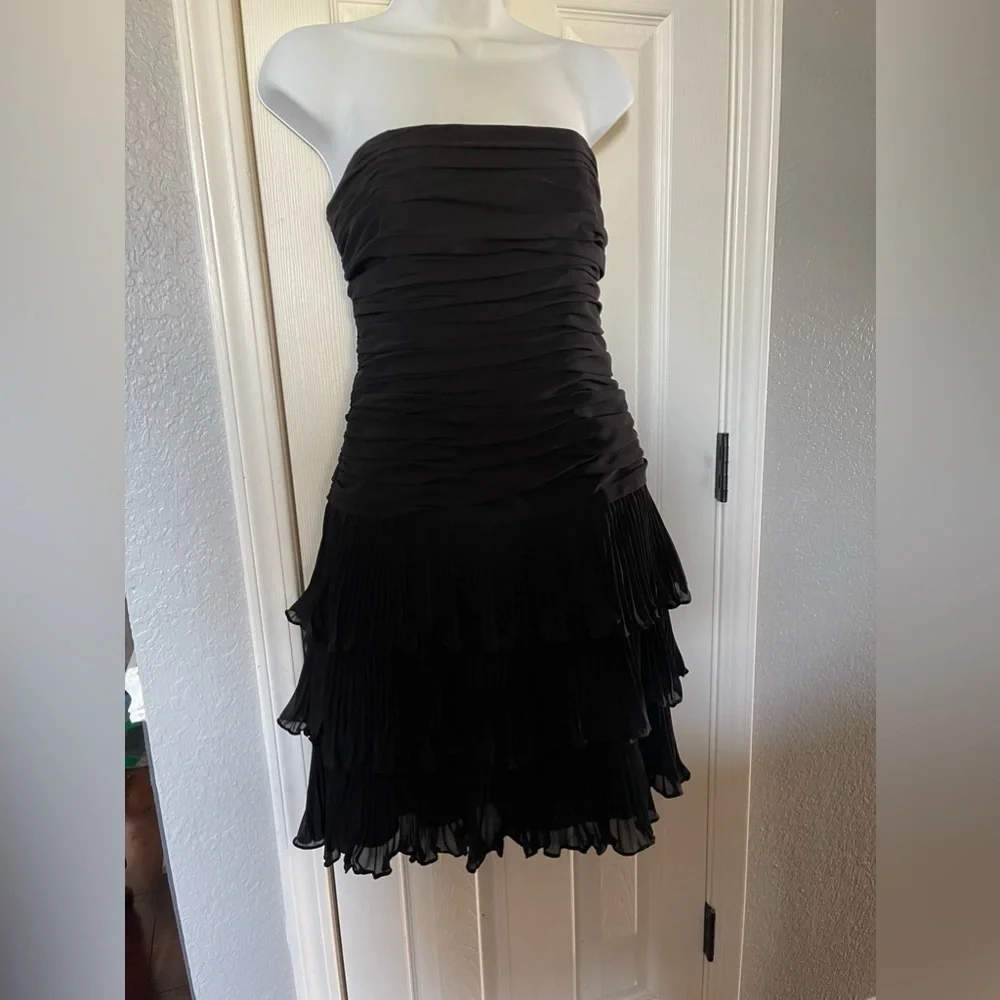 White House Black Market Strapless Black Ruffled Evening Dress Size 4 - Picture 2 of 8